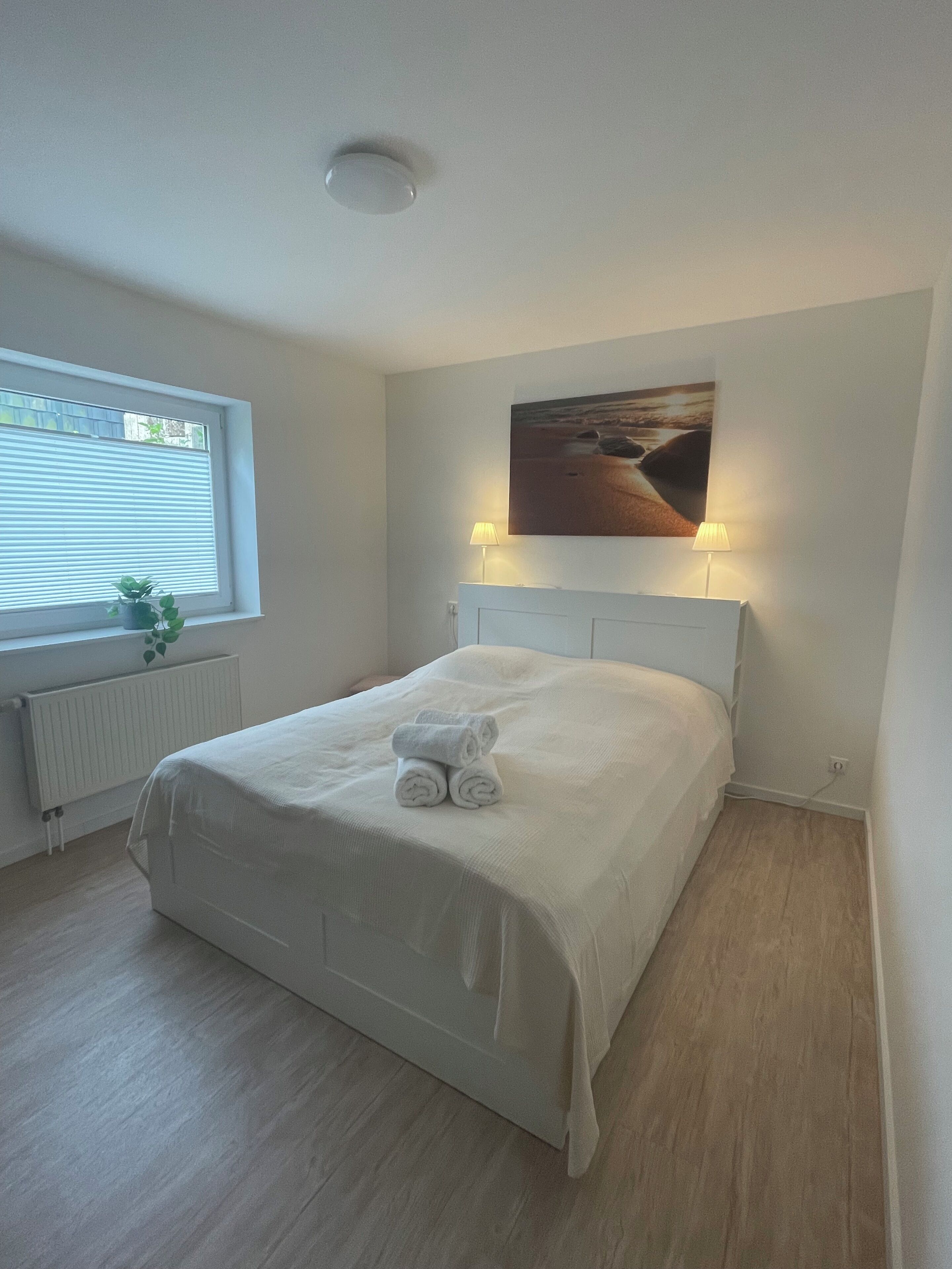 Bügeleisen/Bügelbrett, kostenloses WLAN, Bettwäsche