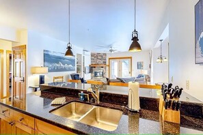 Interior - Ski-In/Out Condo w/ Fireplace + Dogs OK (Whitefish)