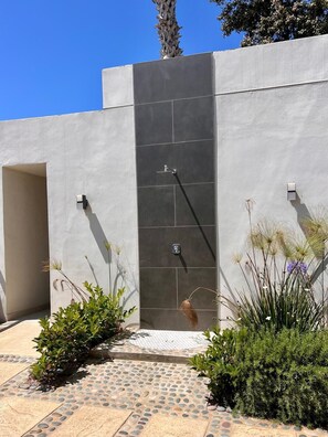 Property grounds - Coastal Versatile Comfort Room with Resort Perks (Plaza del Mar)