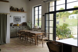 Dining - Luxury Private Estate in Gascony | Heated Pool, Spa, Air Conditioning, Sleeps 14 (Saint-Mézard)