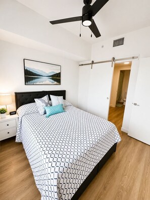 Internet - Modern Luxury 2-bedroom apartment with AC in Lovely Houston. Pool, Gym & Parking (Houston)