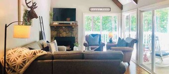Where Wine Meets the Woods/The MAV Cottage Lic5219