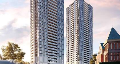 High Rise 1BR Condo w Balcony & Beautiful Views