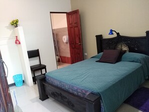 Basic Double Room, Garden View - HOTEL TRIANON (SAN JOSE)