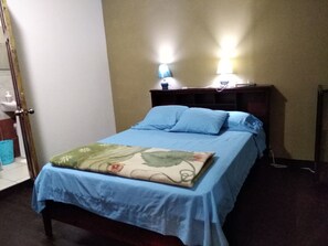 Basic Double Room, Garden View - HOTEL TRIANON (SAN JOSE)