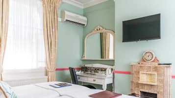Desk, free WiFi, bed sheets