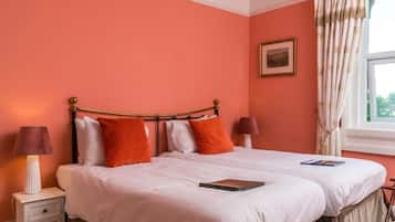 Desk, free WiFi, bed sheets