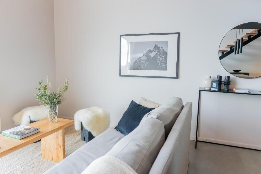 Alpehytte – deluxe, balkong, kanalutsikt | Oppholdsområde