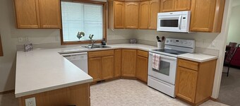 3 Bedroom House in Peaceful Suburban Neighborhood