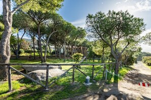 Property grounds - NEREIDS-The Coastal Suite. The sea one breath away from you (Quartu Sant'Elena)