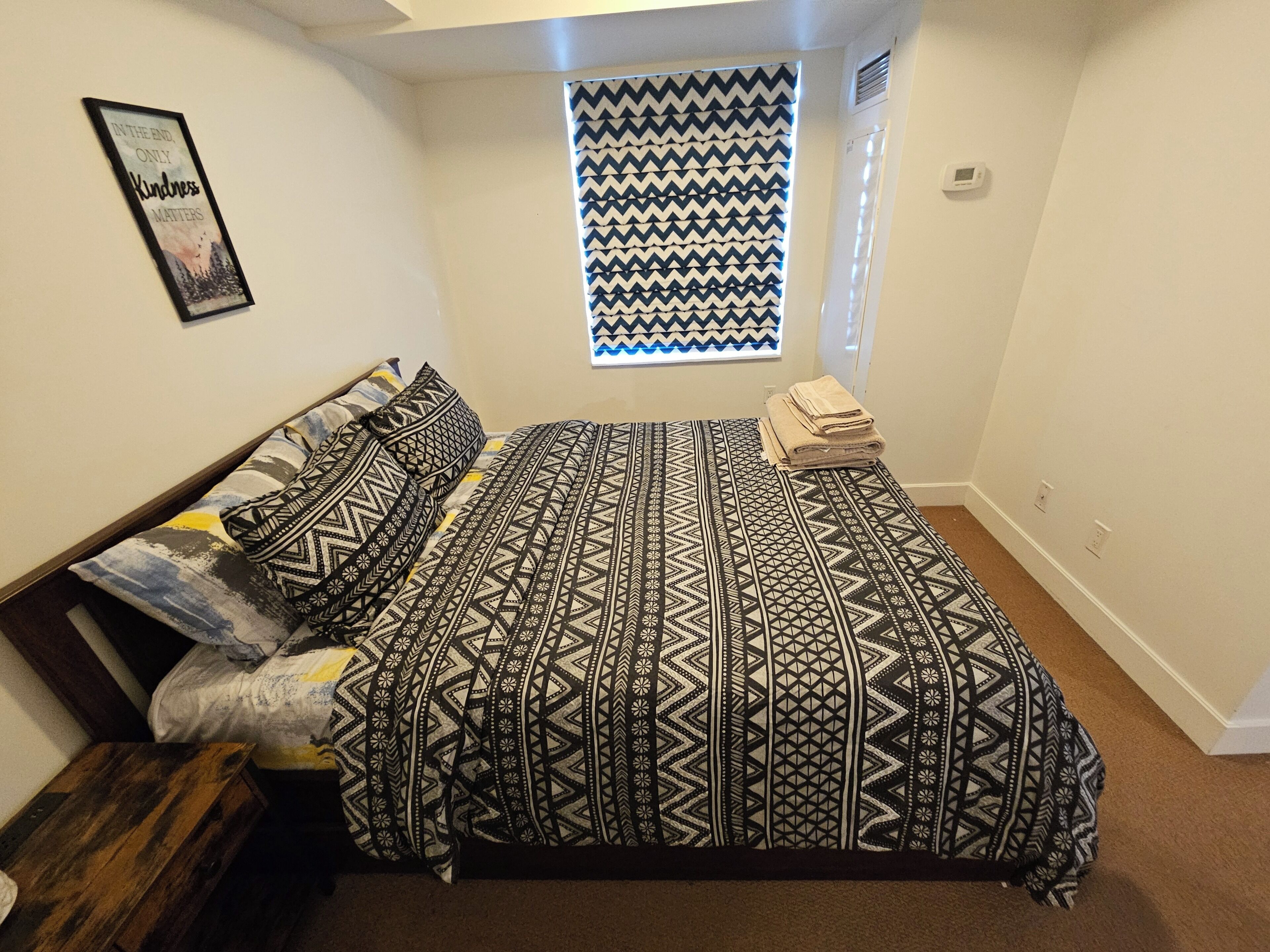 2 bedrooms, desk, iron/ironing board, free WiFi