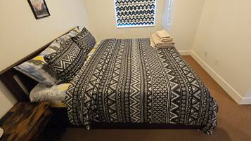 2 bedrooms, desk, iron/ironing board, free WiFi