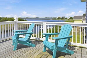 Property grounds - Recently Updated, 2 King Suites, Community Pool, Private Dock, Tennis Courts (North Topsail Beach)