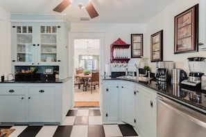 Fridge, microwave, oven, stovetop - Bahama Breeze Bungalow Hidden Gem Bungalow  Htd Pool and BBQ (West Palm Beach)