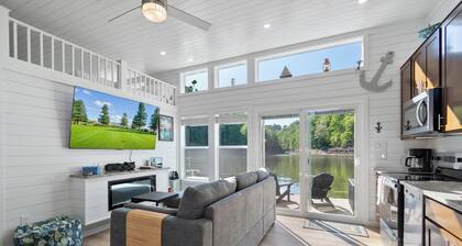 On The Water Retreat with a Private Dock