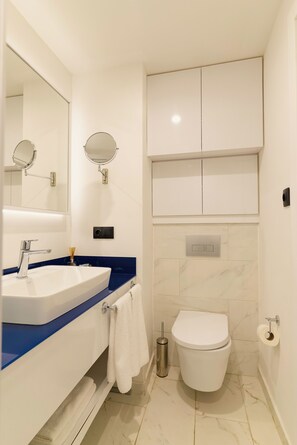 Bathroom - Batumi horizon luxury apartyament (Batumi)