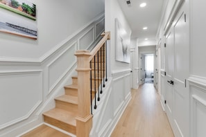 Interior - The J | Northside RVA | 3 Kings | Garage+EVcharger (Richmond)