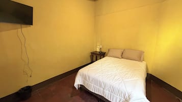 Economy Double Room, Garden View