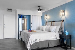 Room - Waterfront Escape Steps to Sapphire Beach (East End)