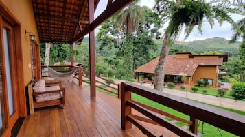 House, Balcony, Mountain View | Property grounds