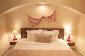 Zimmer, 1 King-Bett | Kostenloses WLAN
