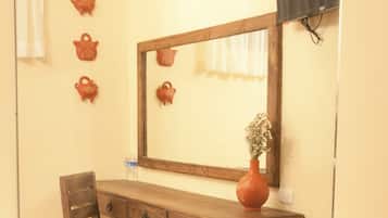 Eenvoudige kamer | Interieur