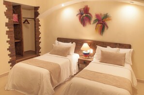 Twin Room | Free WiFi
