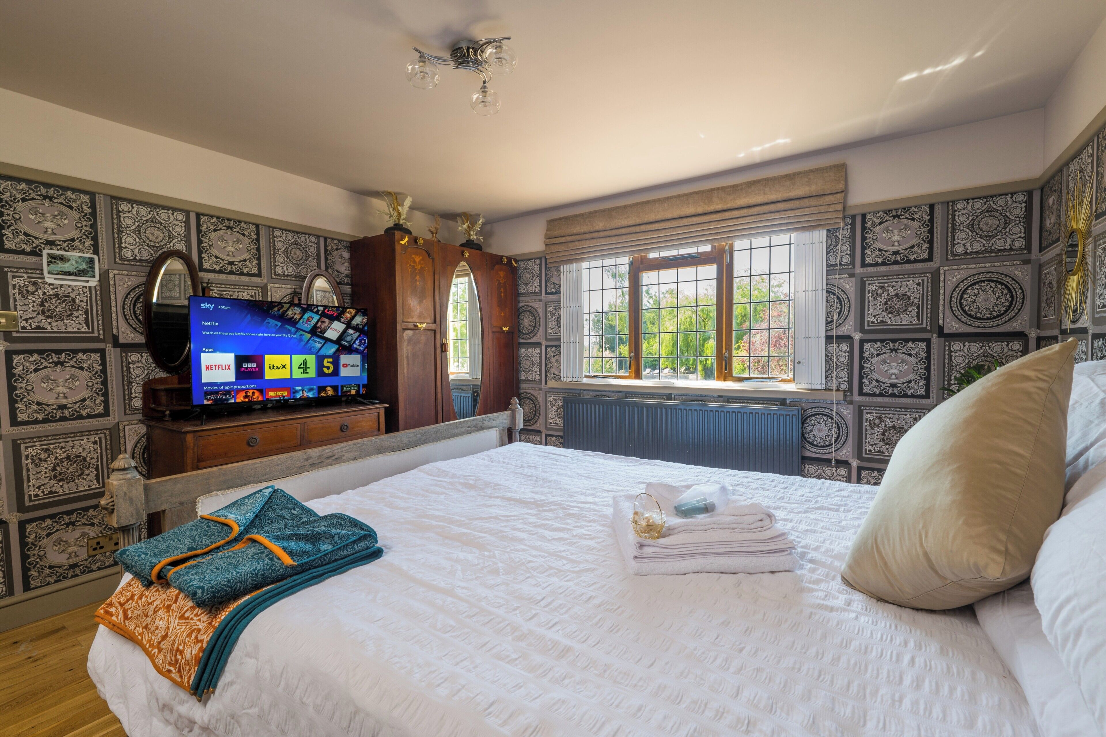 1 bedroom, iron/ironing board, free WiFi, bed sheets