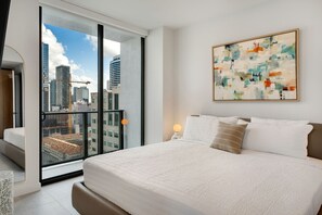Iron/ironing board, WiFi, bed sheets - 501 First Miami 2BR/2BA Corner Haven #1801 (Miami)
