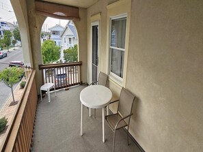 Property grounds - Northend  3 Bedroom, 2nd Floor Rental – Walk to Beach & Boardwalk! (Ocean City)