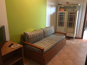 TV - Verde Altura Apartment (Altura)