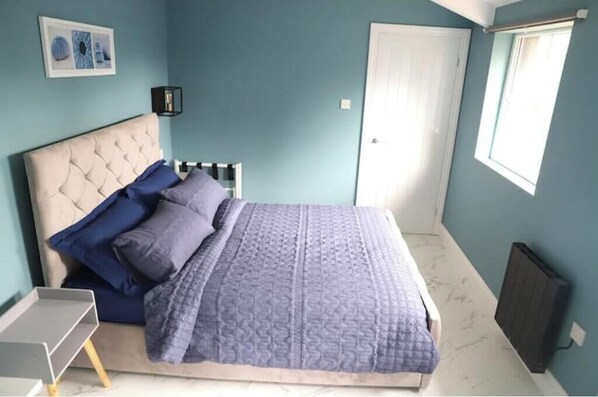1 bedroom, iron/ironing board, WiFi - The Pavilion (Lytham Saint Annes)