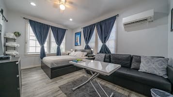 1 chambre, fer et planche à repasser, Wi-Fi, draps fournis