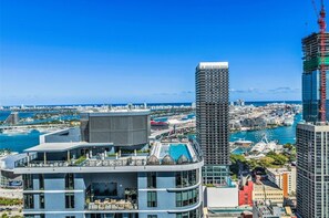 Exterior - 501 First Miami 1BR/1BA City Anchor #3113 (Miami)