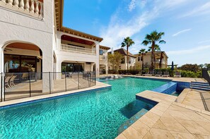 Pool - Majestic Mansion at Reunion | Experience Luxury at This 8-bedroom Villa Near Disney (Kissimmee)