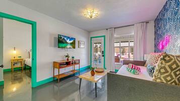 House | 11 bedrooms, Internet