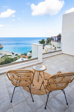 House - Yploui Suites 2 in Kira Panagia (Karpathos)