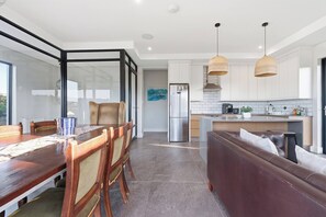Interior - Staynest Guesthouse - Bay House (Ballito)