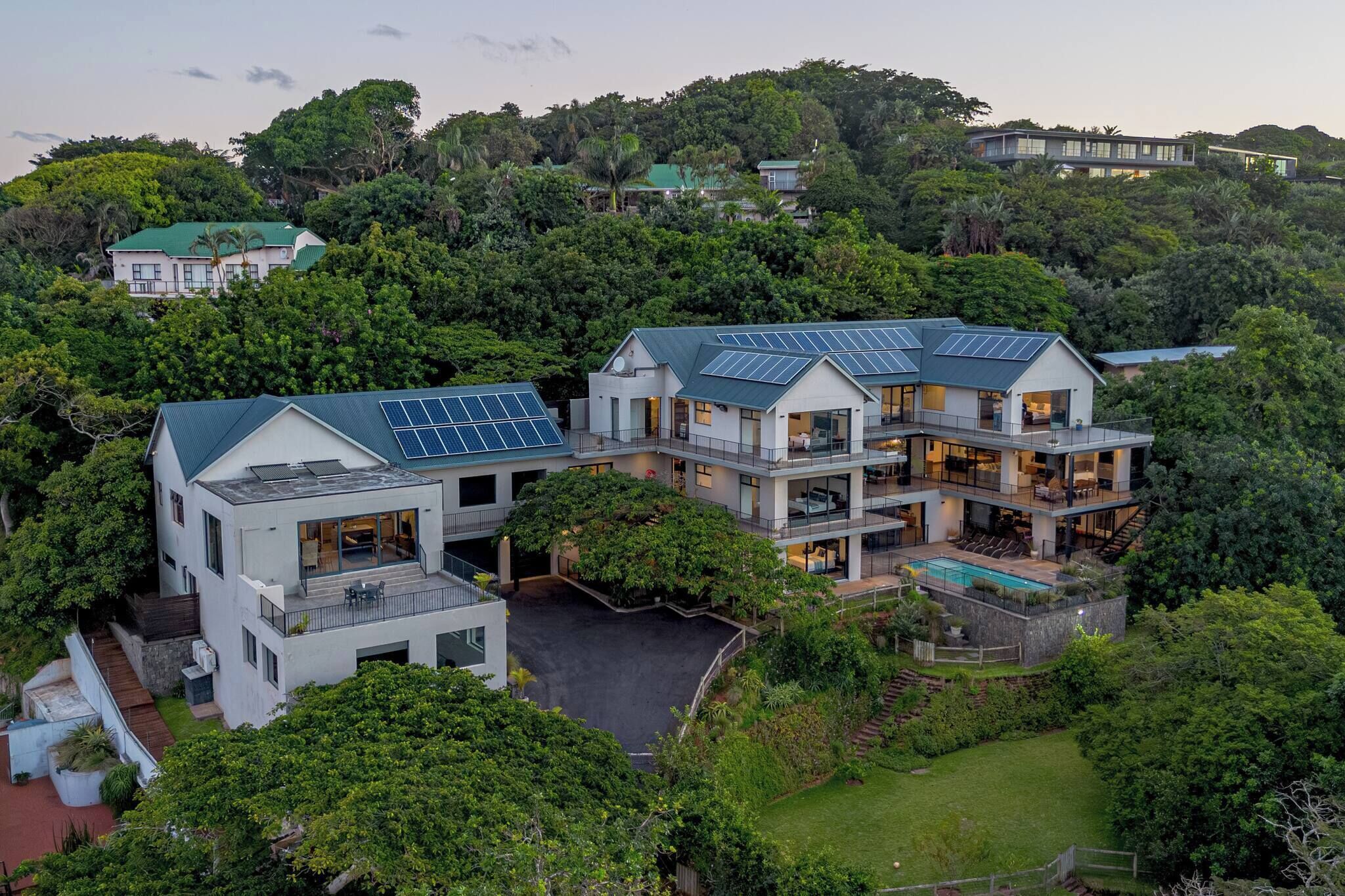 อพาร์ทเมนท์, 2 ห้องนอน, ระเบียง, วิวสวน | บริเวณภายนอก