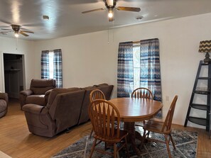 Dining - 2-bedroom house in Lake Nebagamon - Walk to everything (Lake Nebagamon)