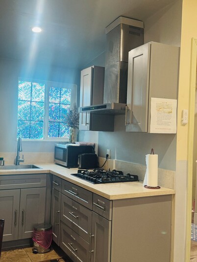 Cozy studio in pleasant Norwalk with Kitchen.