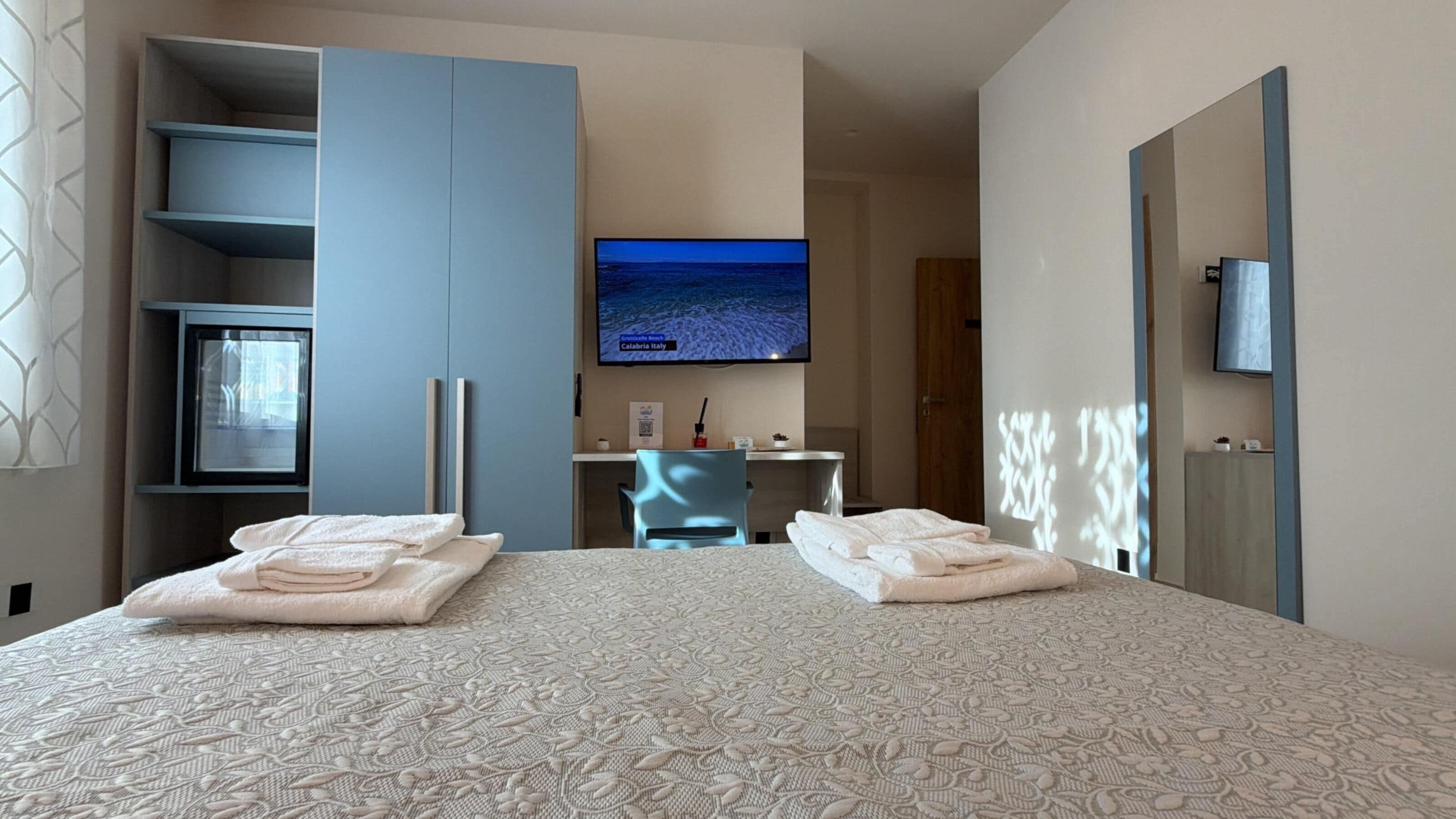 Chambre exclusive double ou avec lits jumeaux, 1 chambre, salle de bain privée | Minibar, coffre-fort, décor unique, ameublement unique