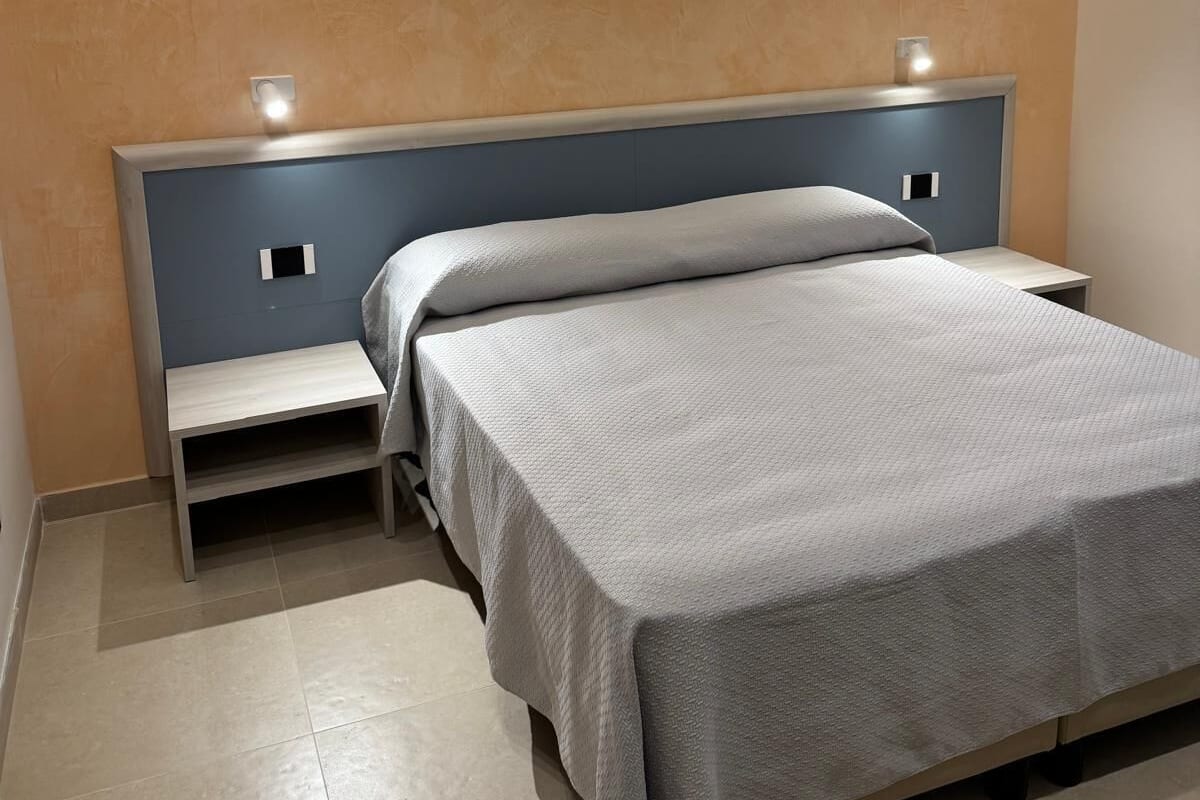 Deluxe Double Room, Non Smoking, Private Bathroom | In-room safe, desk, free WiFi