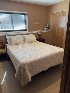 Room - Eclectic Black Hills Home (Rapid City)