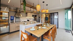 Dining - Vrbo Property (Ubatuba)