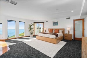 Desk, iron/ironing board, WiFi - Casa Bianca by Oraklus (Malibu)
