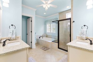 Shower, hair dryer, towels, shampoo - Grand Pines Getaway | Backyard, Gas Grill, + Beach (Ocean Pines)