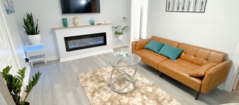 Relaxing Douglasville Home Near Arbor Place Mall, with WiFi Perfect for Families