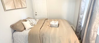 Relaxing Douglasville Home Near Arbor Place Mall, with WiFi Perfect for Families