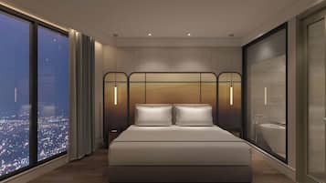 Solaria King | Premium bedding, pillow-top beds, minibar, in-room safe